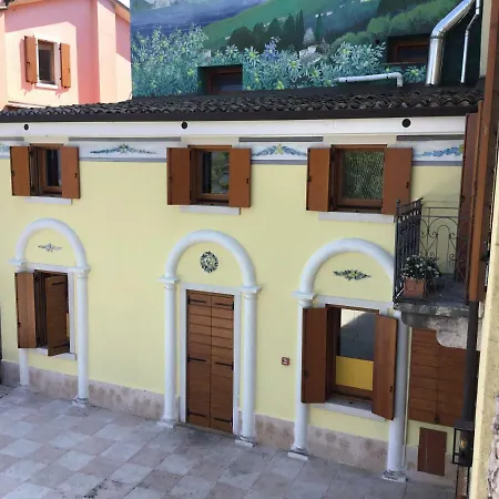 Fogadó Paradiso Imperfetto San Zeno di Montagna