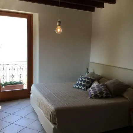 Paradiso Imperfetto Inn *